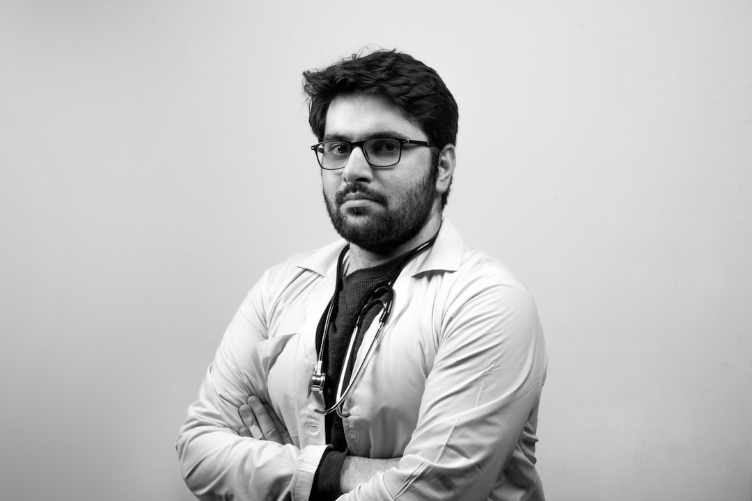 오십견 증상 치료 가이드